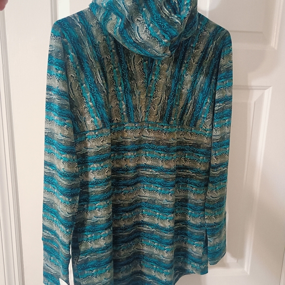 Lularoe Hi-Lo Hoodie Small - Picture 12 of 13